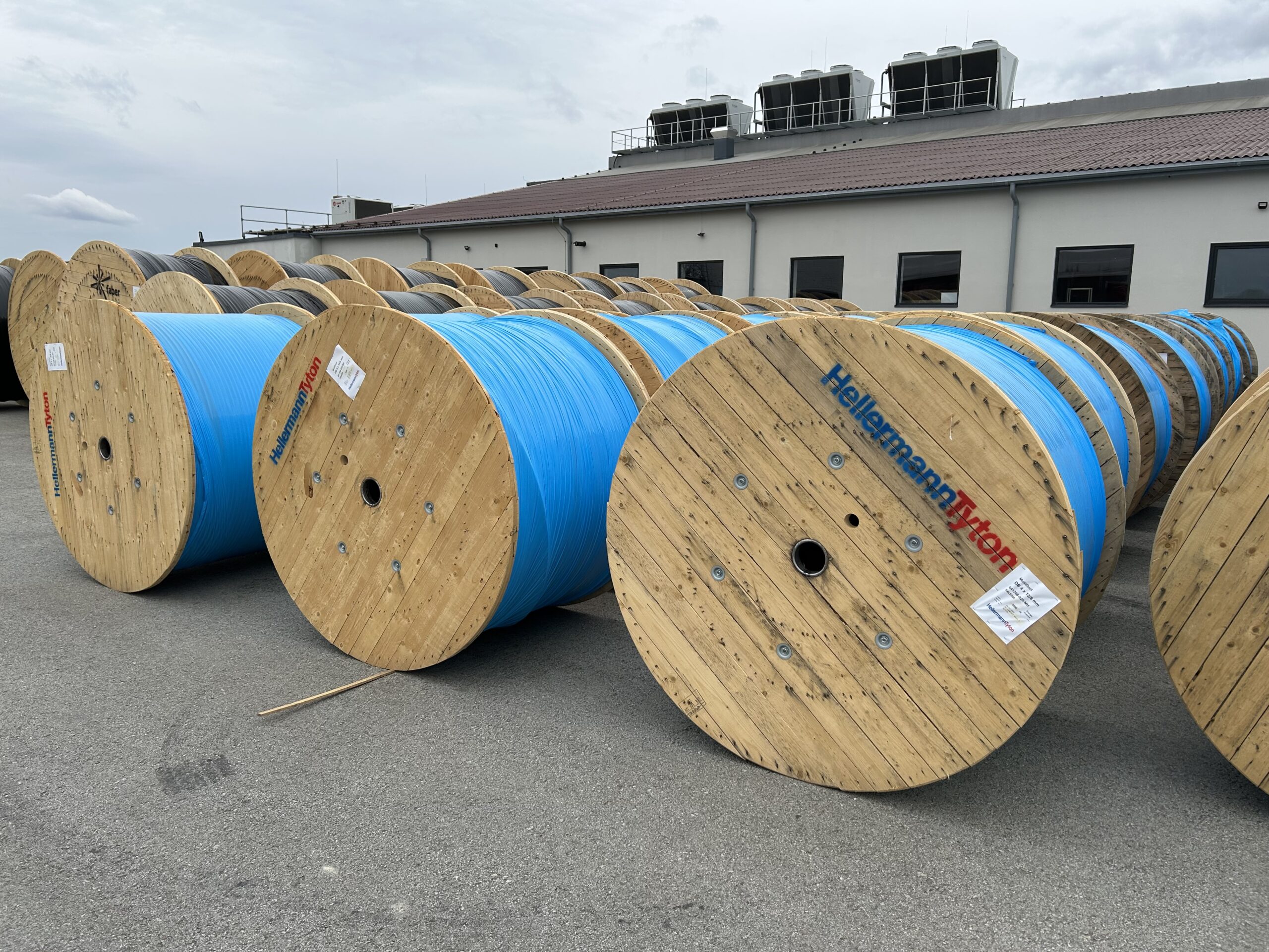 HellermannTyton bundles